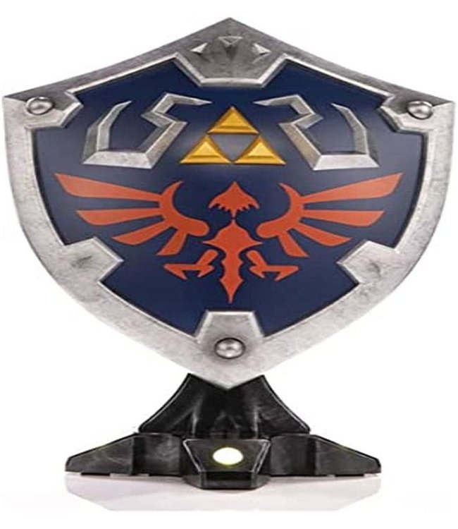 Hylian Shield - The Legend of Zelda; Breath of the Wild