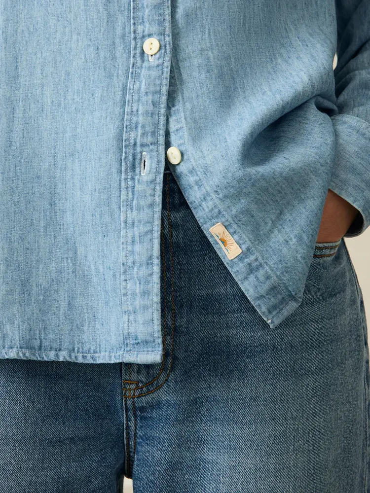 Faherty Brand The Tried and True Chambray Shirt