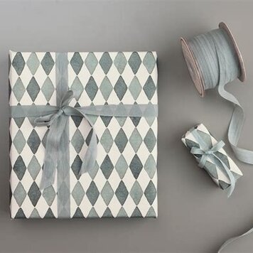 Maileg Gift Wrap / Harlequin Blue