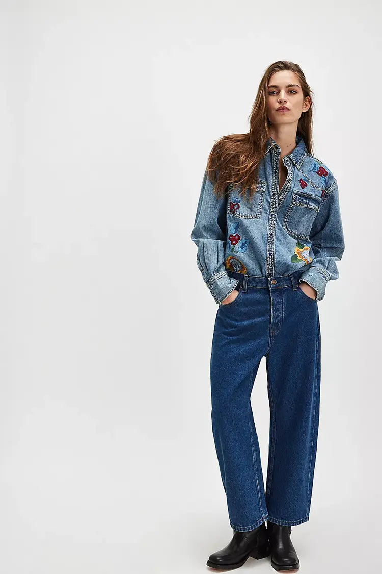 Free People Oh The Places You’ll Go Shirt / Medium Wash - S