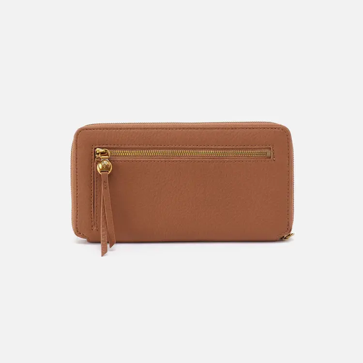 Hobo Bags Hart Large Wallet / Pebbled Leather / Warm Honey