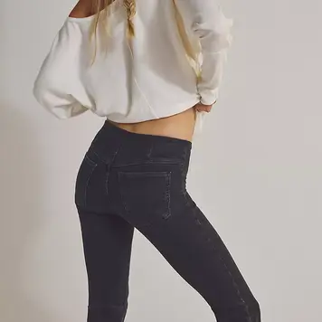 Free People Flare Penny Pull On / Black - 33