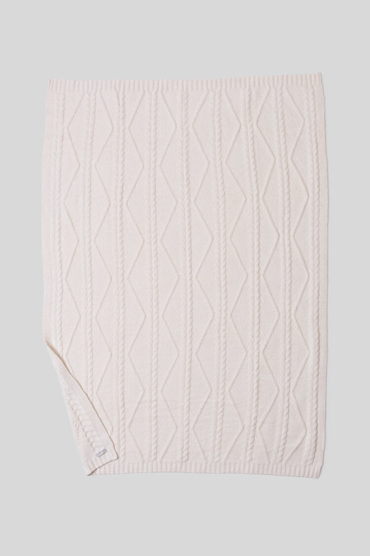 Barefoot Dreams CozyChic® Fisherman Cable Throw | Cream