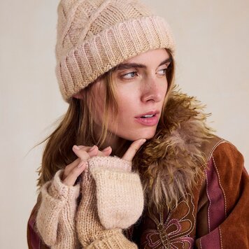 Free People RAINBOW RUN HAT + GLOVES / IVORY