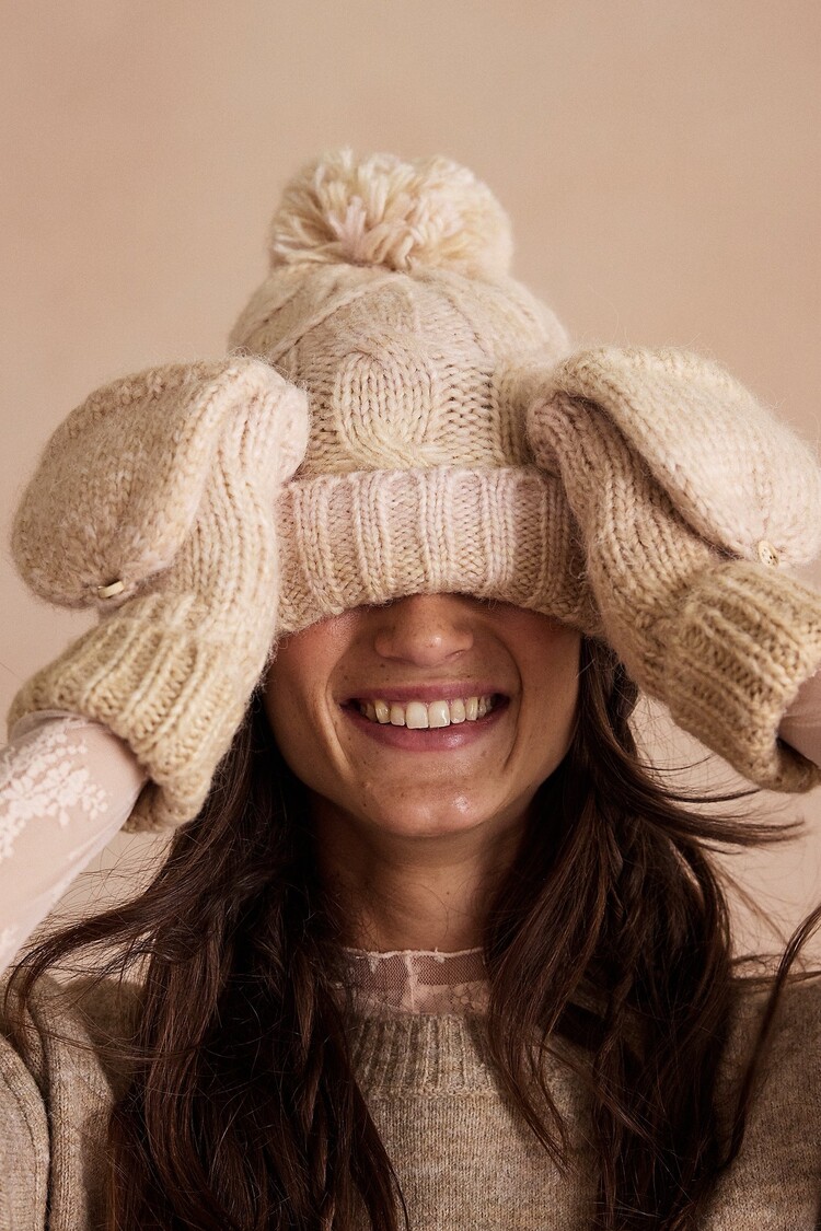 Free People RAINBOW RUN HAT + GLOVES / IVORY