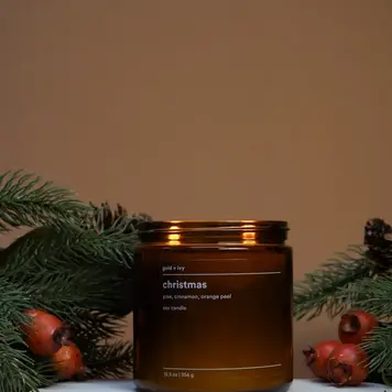 Christmas Candle / 7.5 oz.