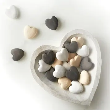 Santa Barbara Design Studio Small Paulownia Wood Heart