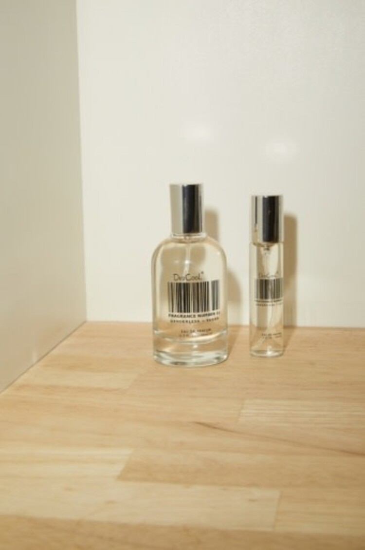 FRAGRANCE NUMBER 01 "TAUNT"