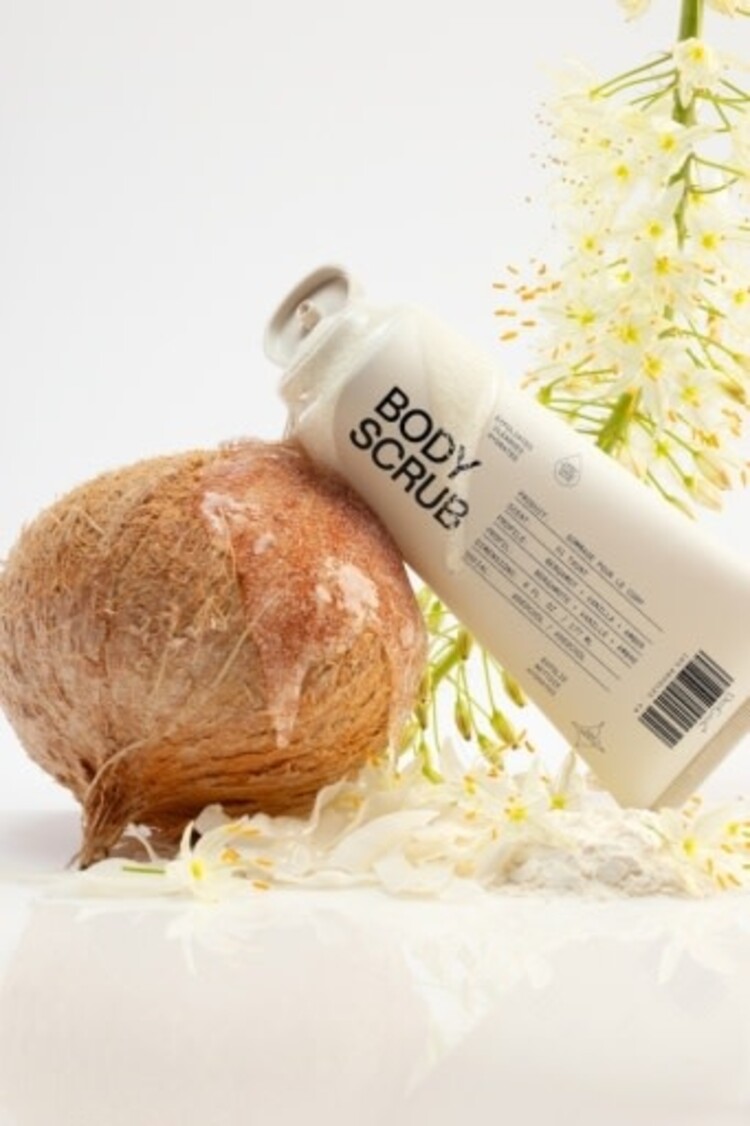 XTRA MILK BODY SCRUB