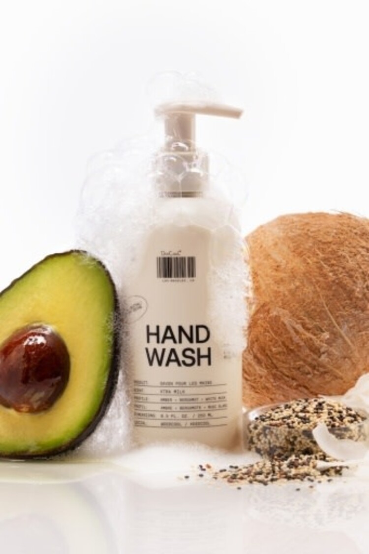 XTRA MILK HAND WASH