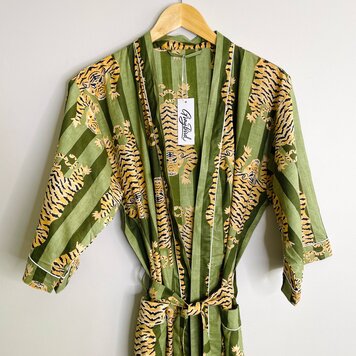 K & K Tabletops Tiger Print Kimono / Green