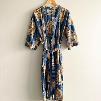 K & K Tabletops Tiger Print Kimono / Blue