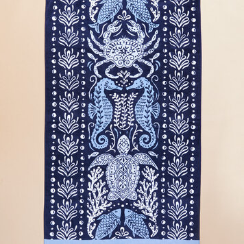 Beach Towel / Hamilton Sea Life