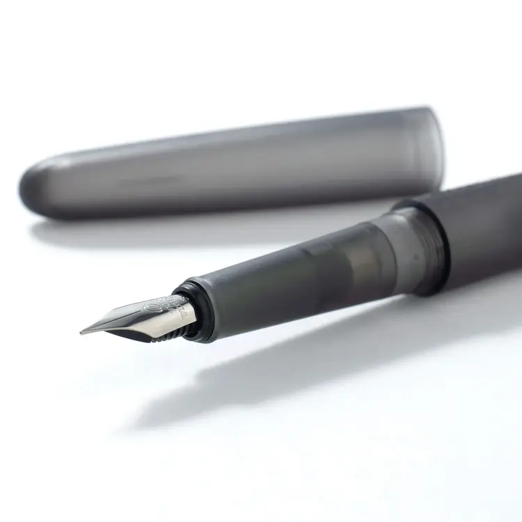 Kakimori Frost fountain pen / Moss - F