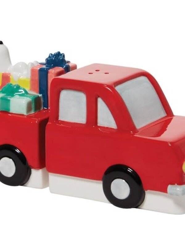SALT & PEPPER  SNOOPY RED TRUCK
