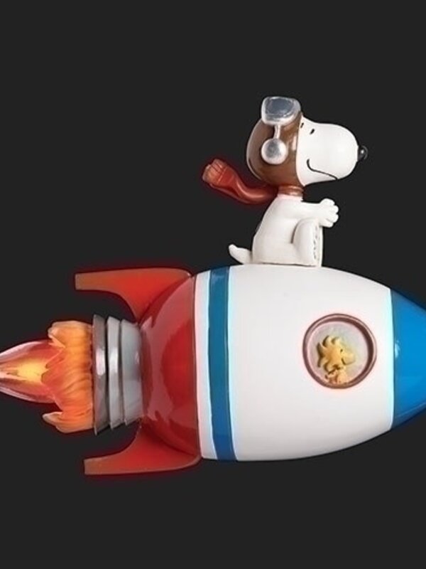 4"H SNOOPY ROCKET NIGHTLIGHT FLICKER BULB