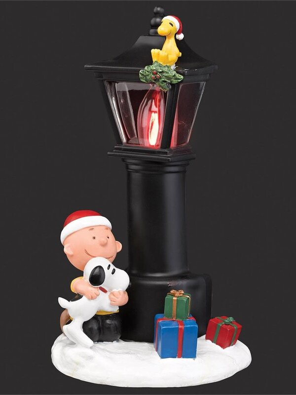 7.25"H Peanuts Charlie Brown & Snoopy Under Flickering Lamppost Night-Light