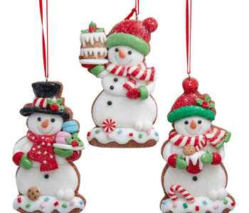 Gingerbread Snowman With Ice Cream Cake & Macaroon Cookie Ornaments