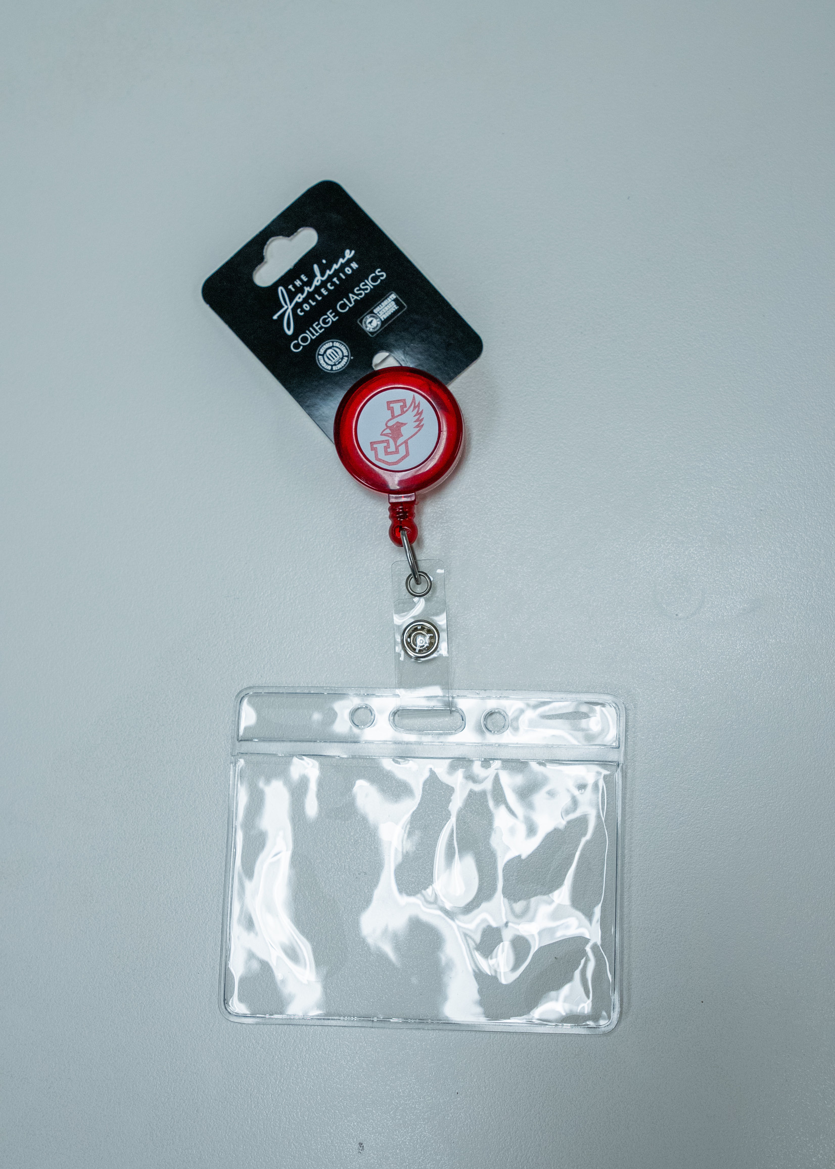 Jewell retractable badge holder