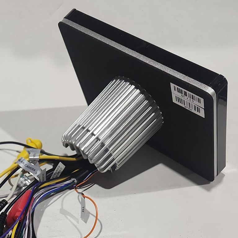 MMATS MMATS M7450 marine wired/wireless carplay/android auto receiver (open box - used for display)