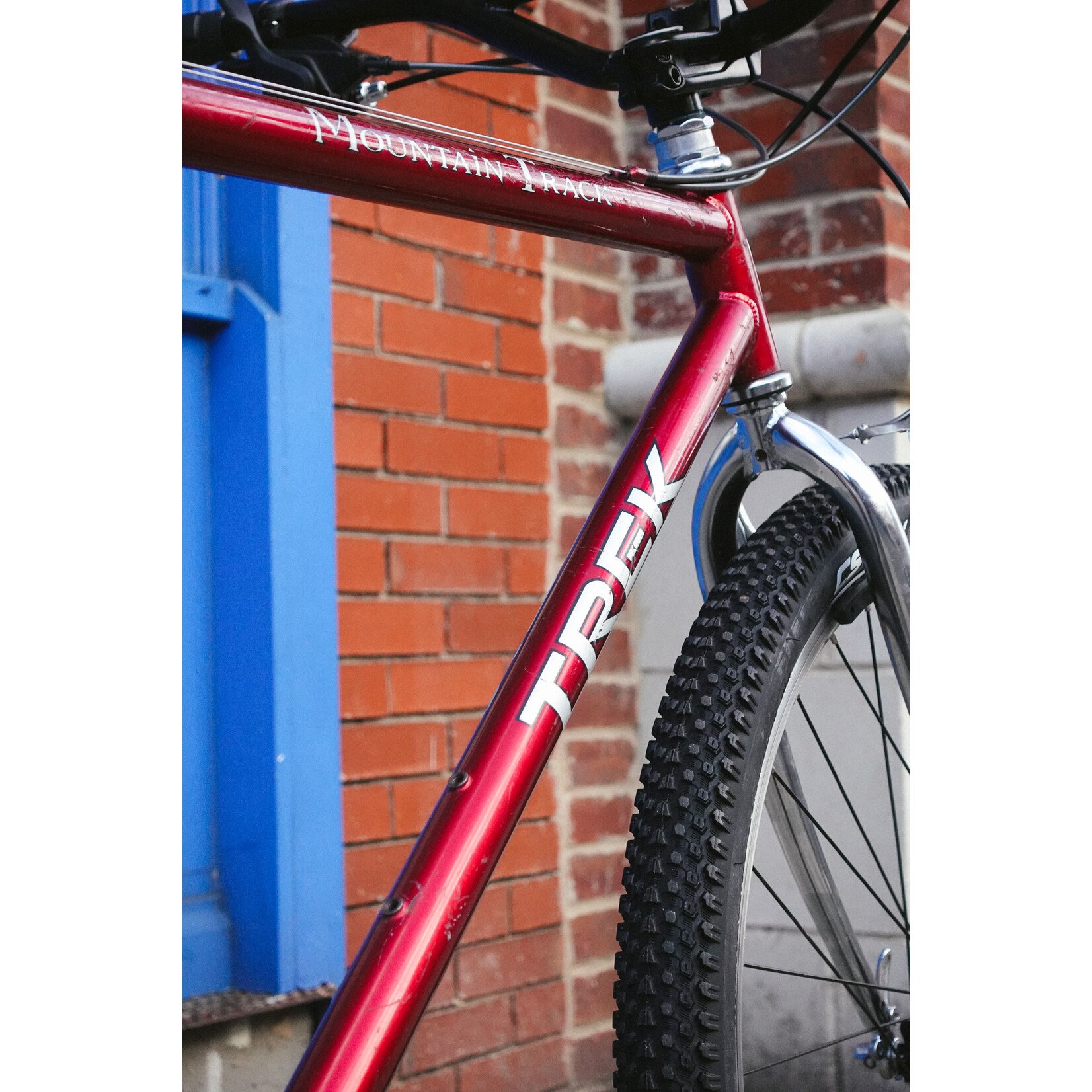 Trek Mountain Track 830