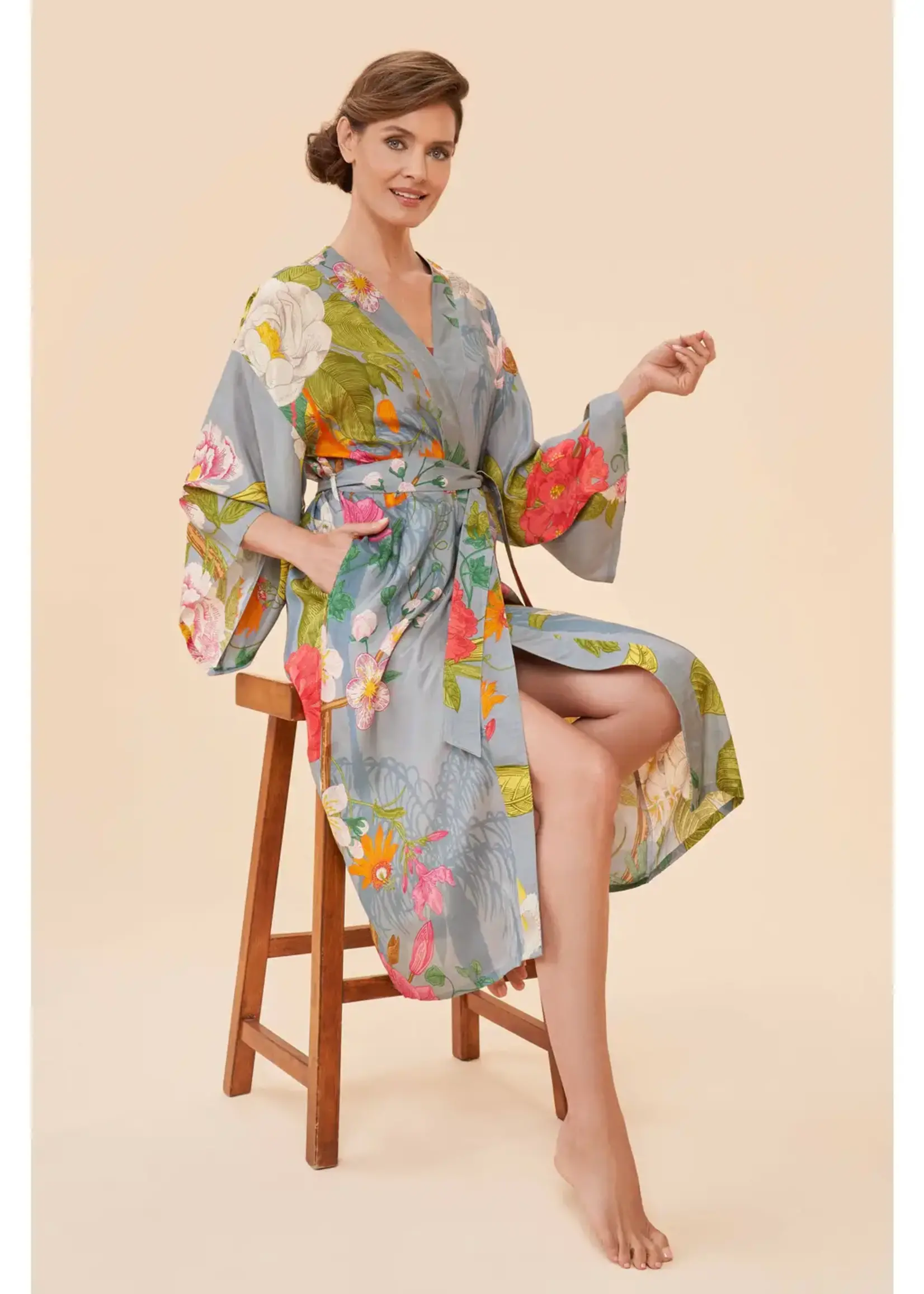Powder Designs Inc. Tropical Flora and Fauna Kimono Gown in Lavender