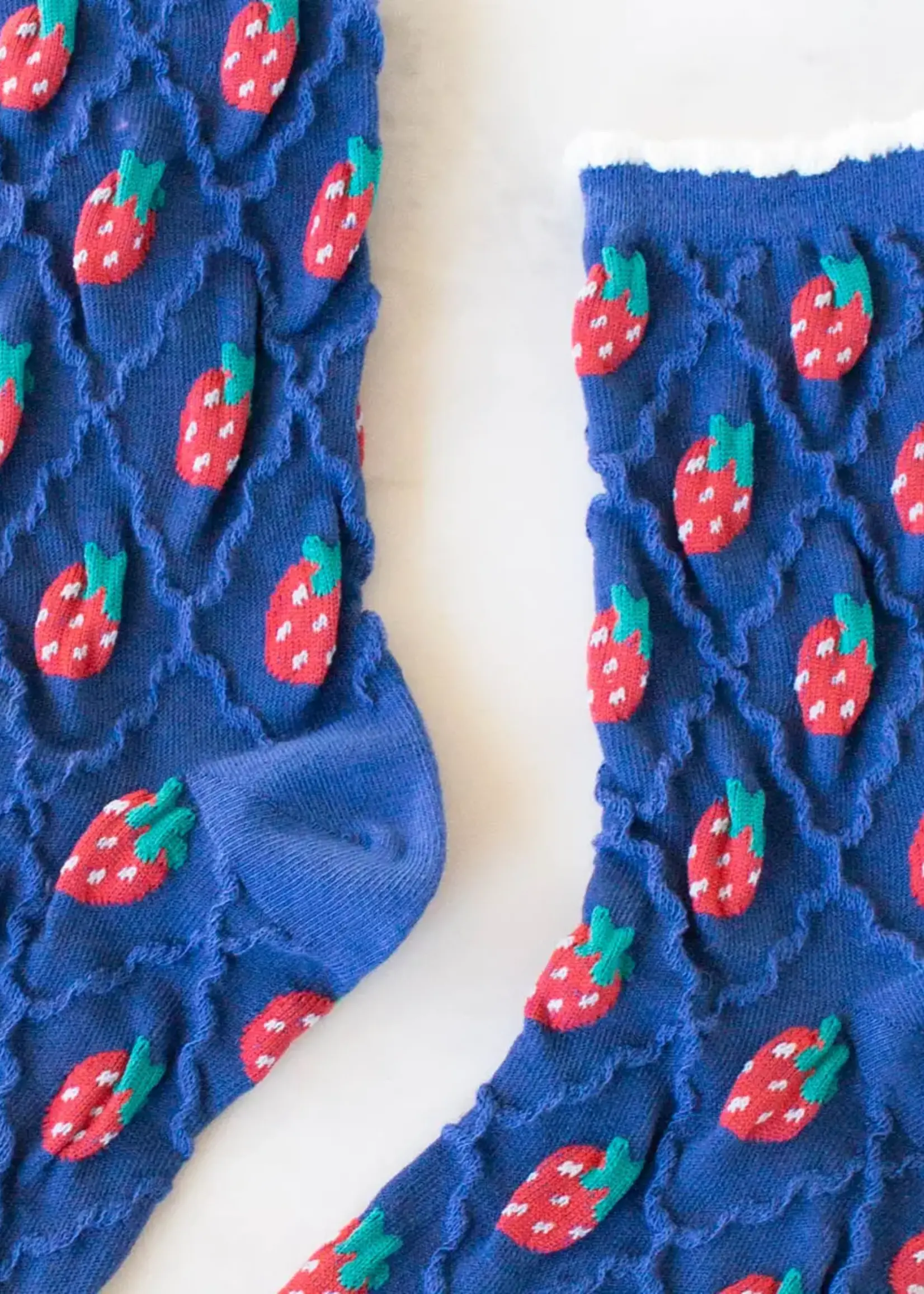 Tiepology Retro Strawberry Casual Socks in Blue/Strawberry