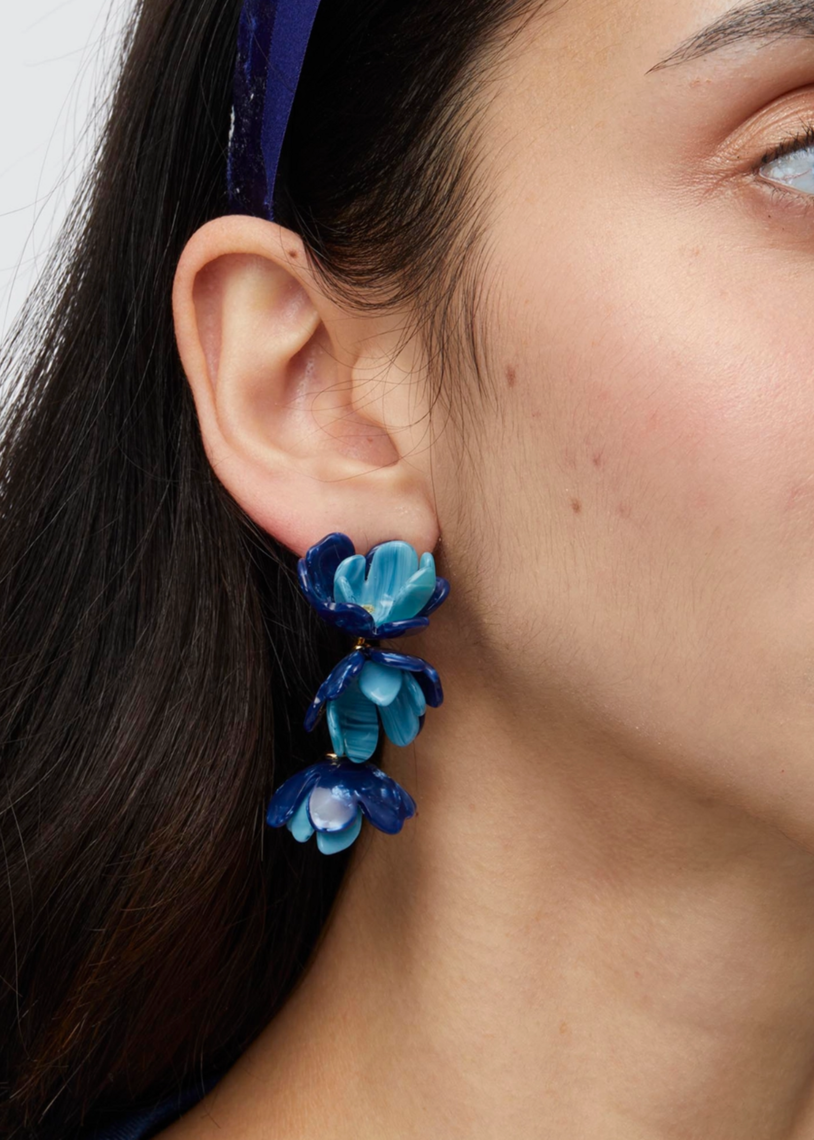 Lele Sadoughi AZURE MINI ROSE DROP EARRING