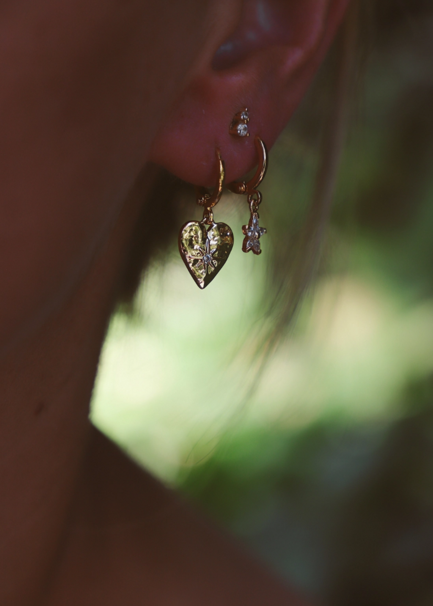 Katie Waltman Starburst Heart Huggies Gold