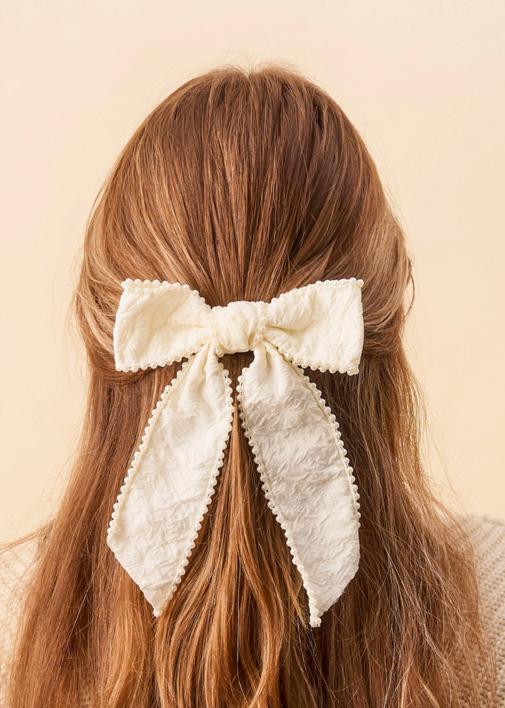 The Darling Effect Pearl Hair Bow- Cream