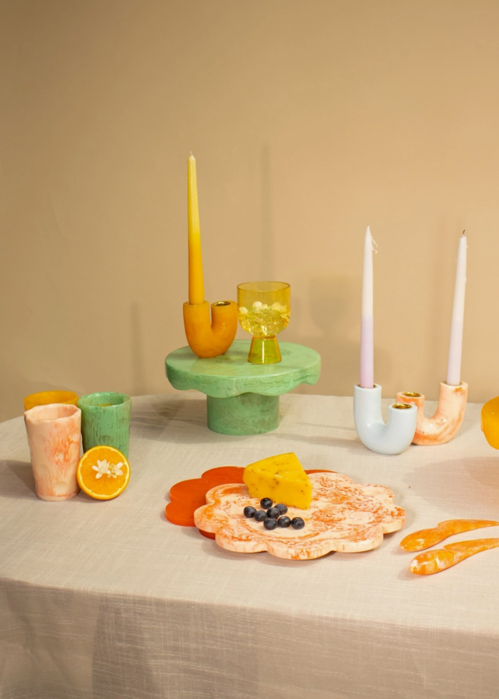 Casa Amarosa Scallop Resin Cheese Charcuterie Board Ivory Pink