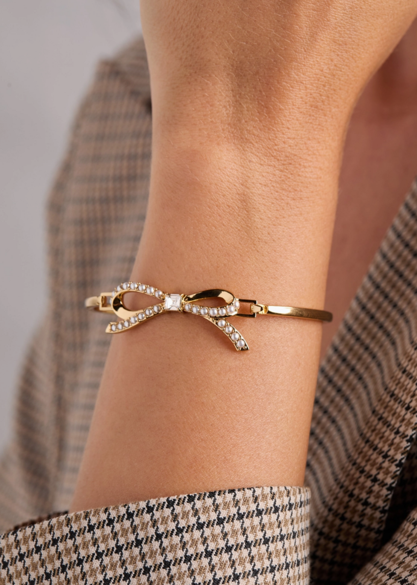 Alex and Ani Pearl Bow Coquette Tension Bangle