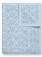 Chappywrap Seaside Scallops Fog Blanket