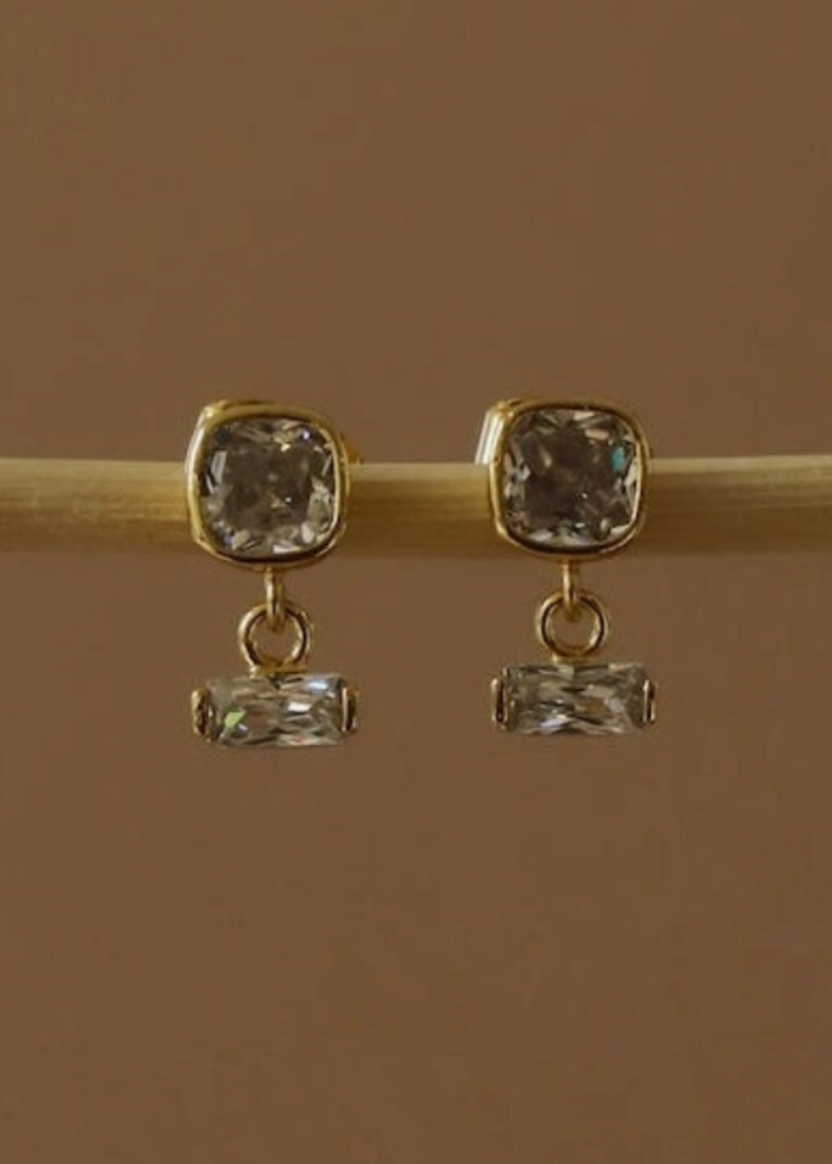 Katie Waltman The Eve Stud, Gold