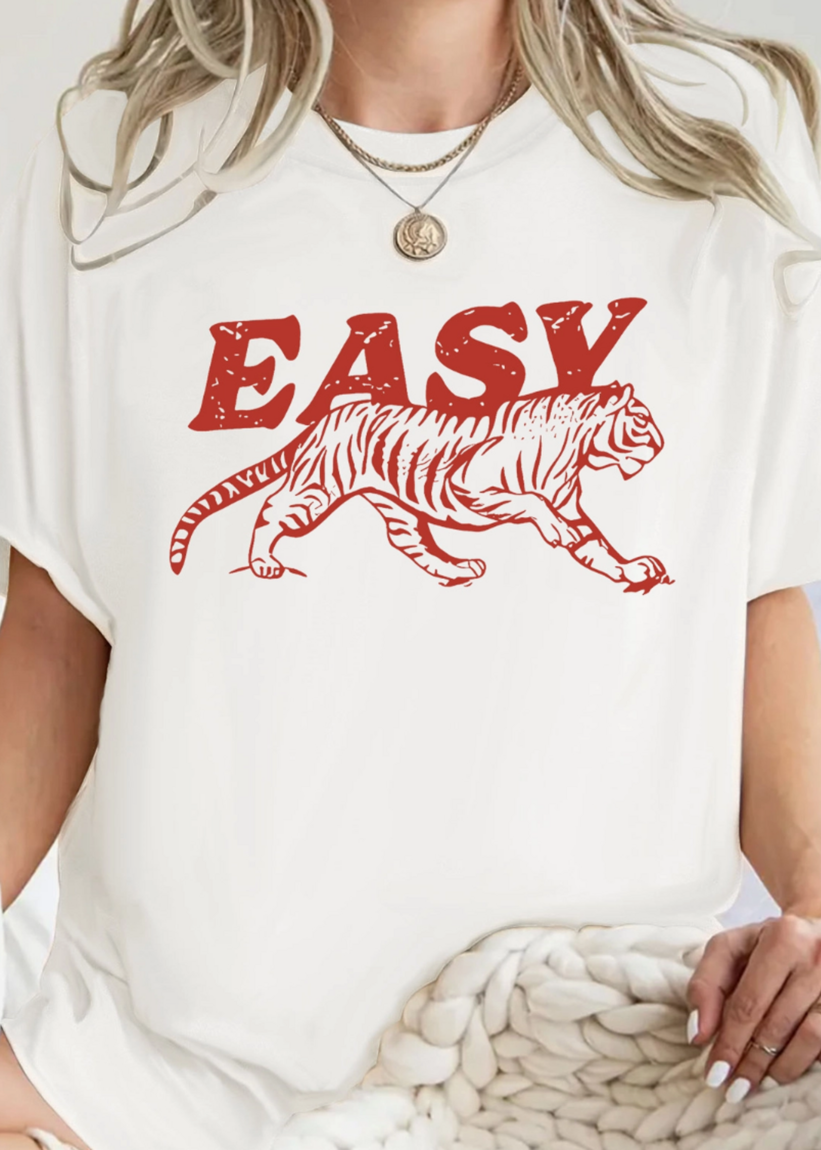 Rosa Clothing Easy Tiger Graphic T-Shirt-White