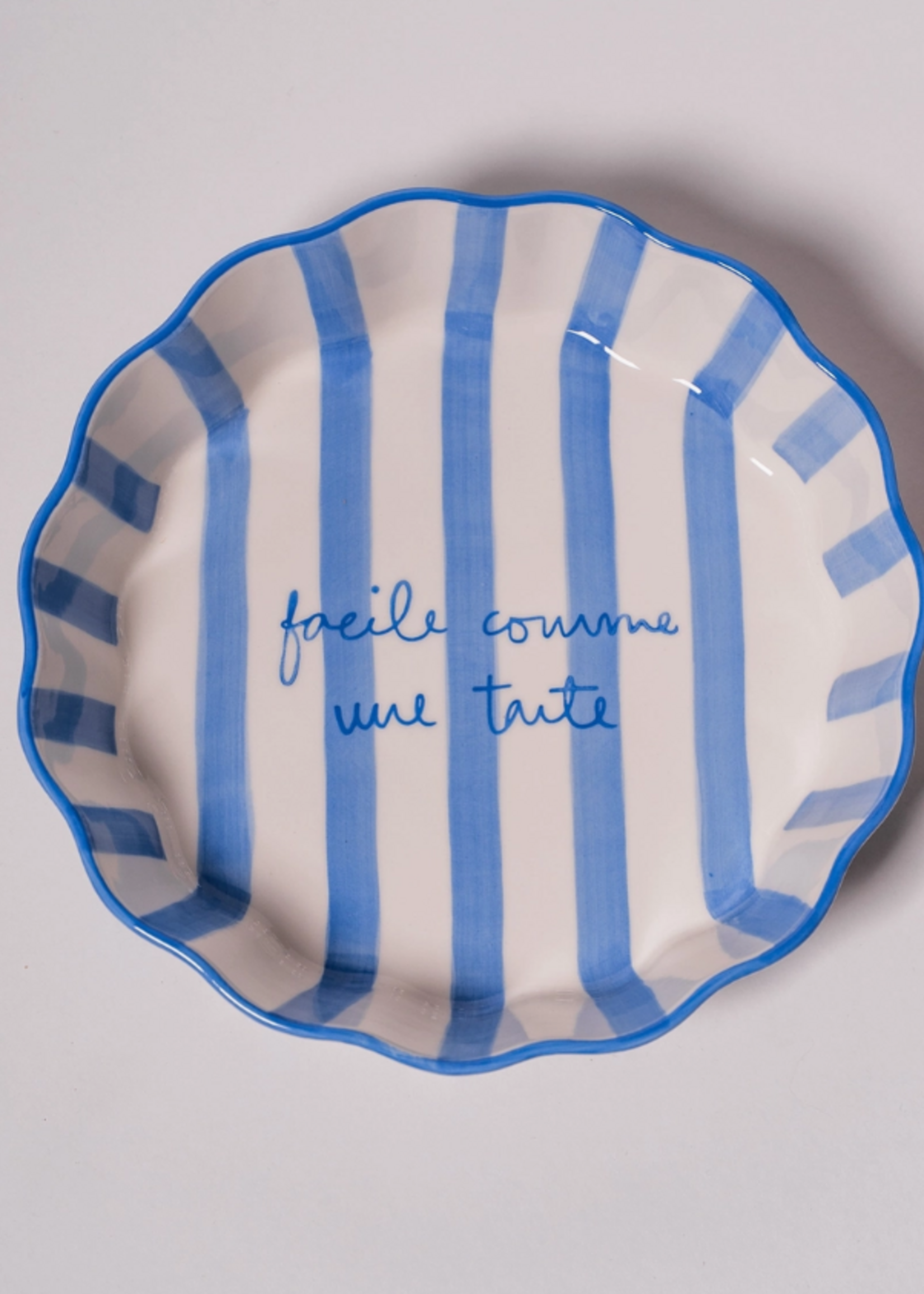Co. House Designs Kinsey Scallop Pie Plate-Blue