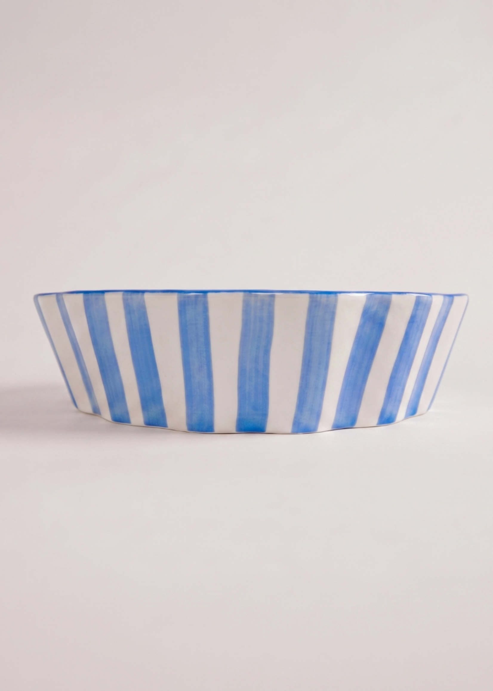 Co. House Designs Kinsey Scallop Pie Plate-Blue