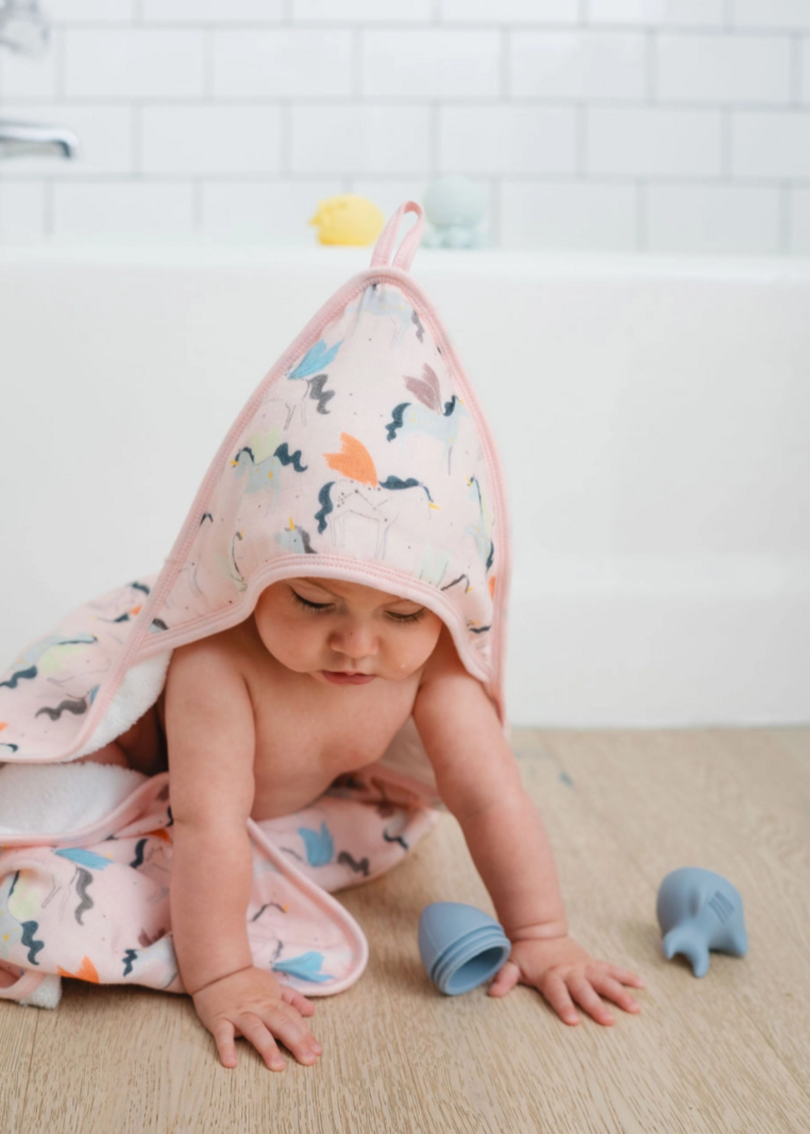 Loulou Lollipop Hooded Towel Set-Unicorn Ballet