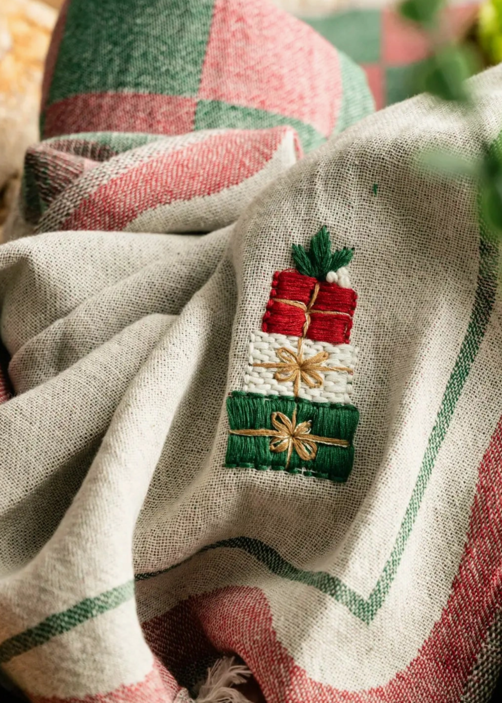 Olive & Loom Gift Boxes Hand-Stitched Tea Towel Set