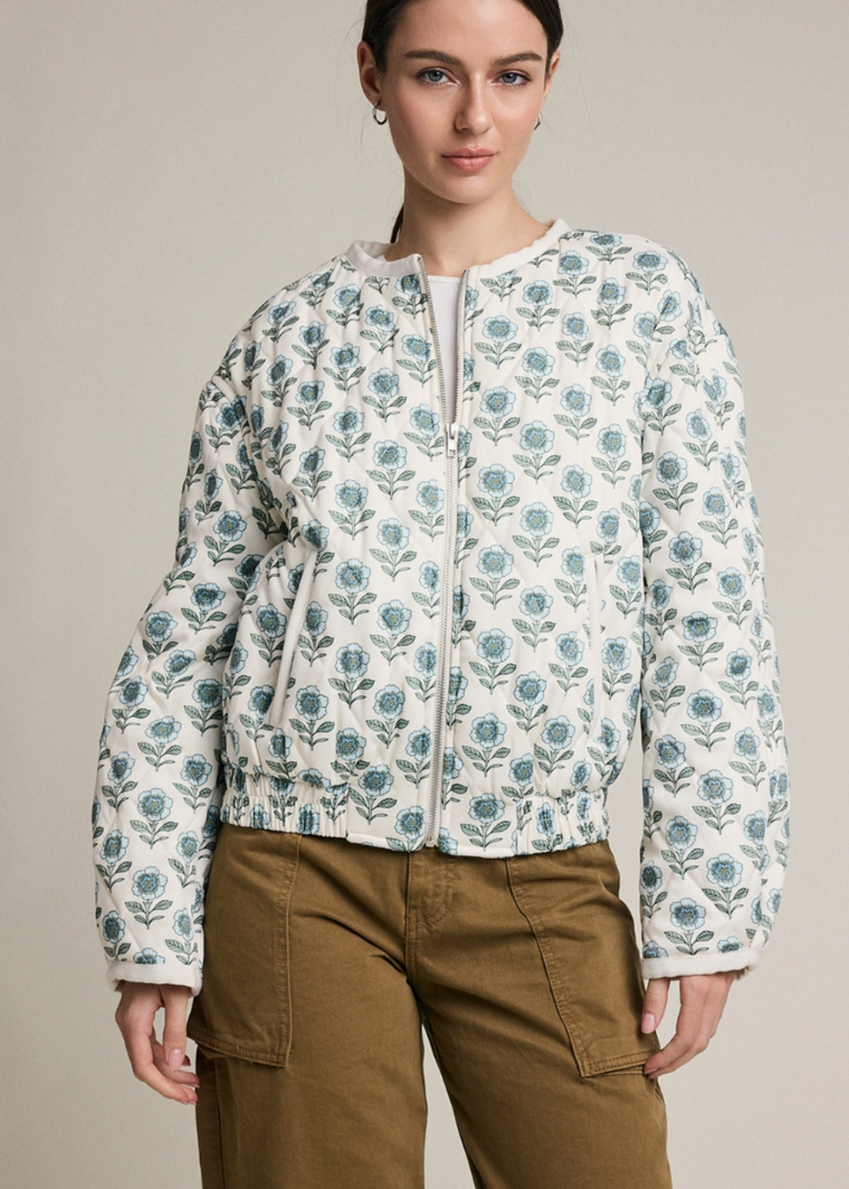 RAISONNEL Floral Quilted Zip-Up Jacket