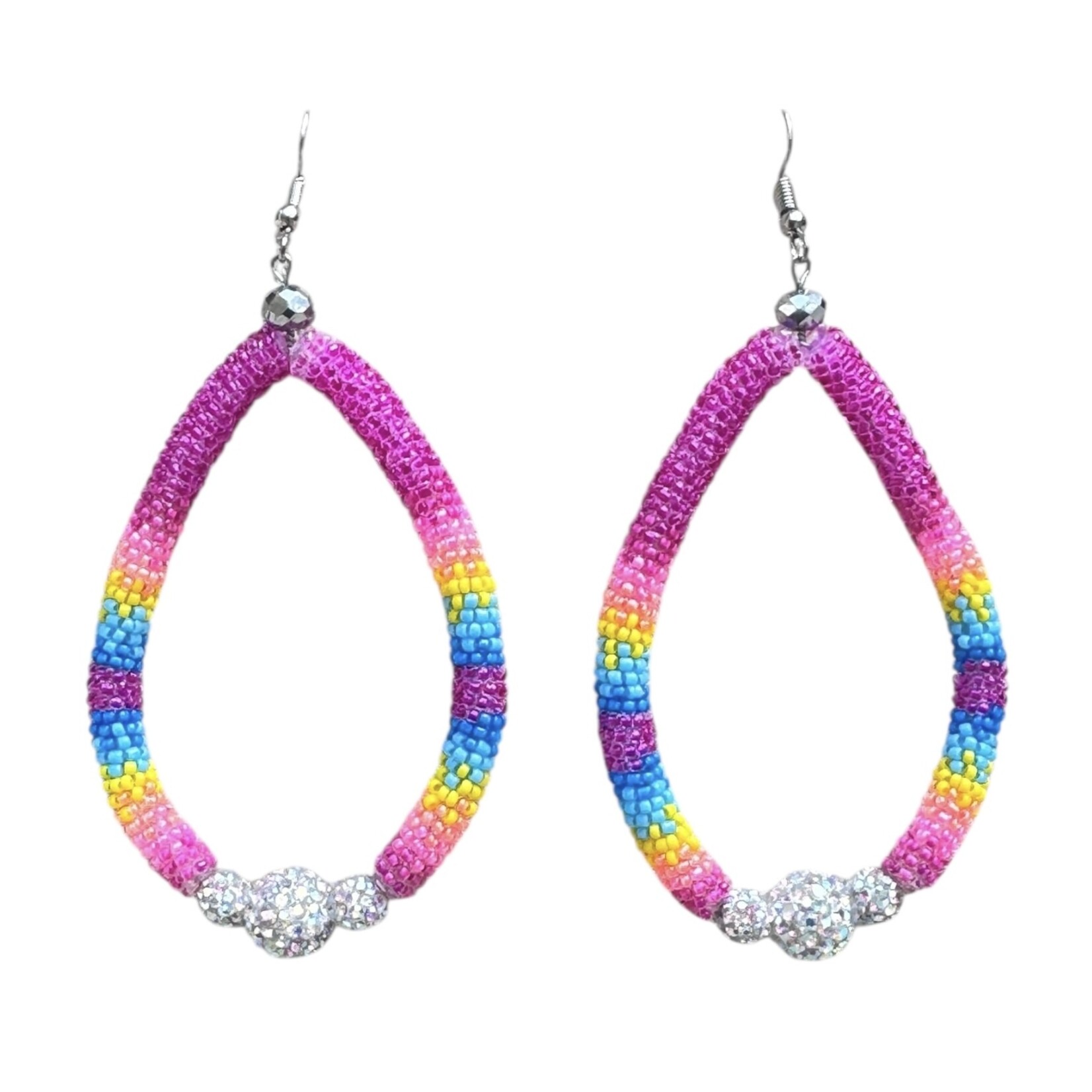 HOOP EARRINGS WITH SEED BEADS AND SHAMBHALLA BEADS