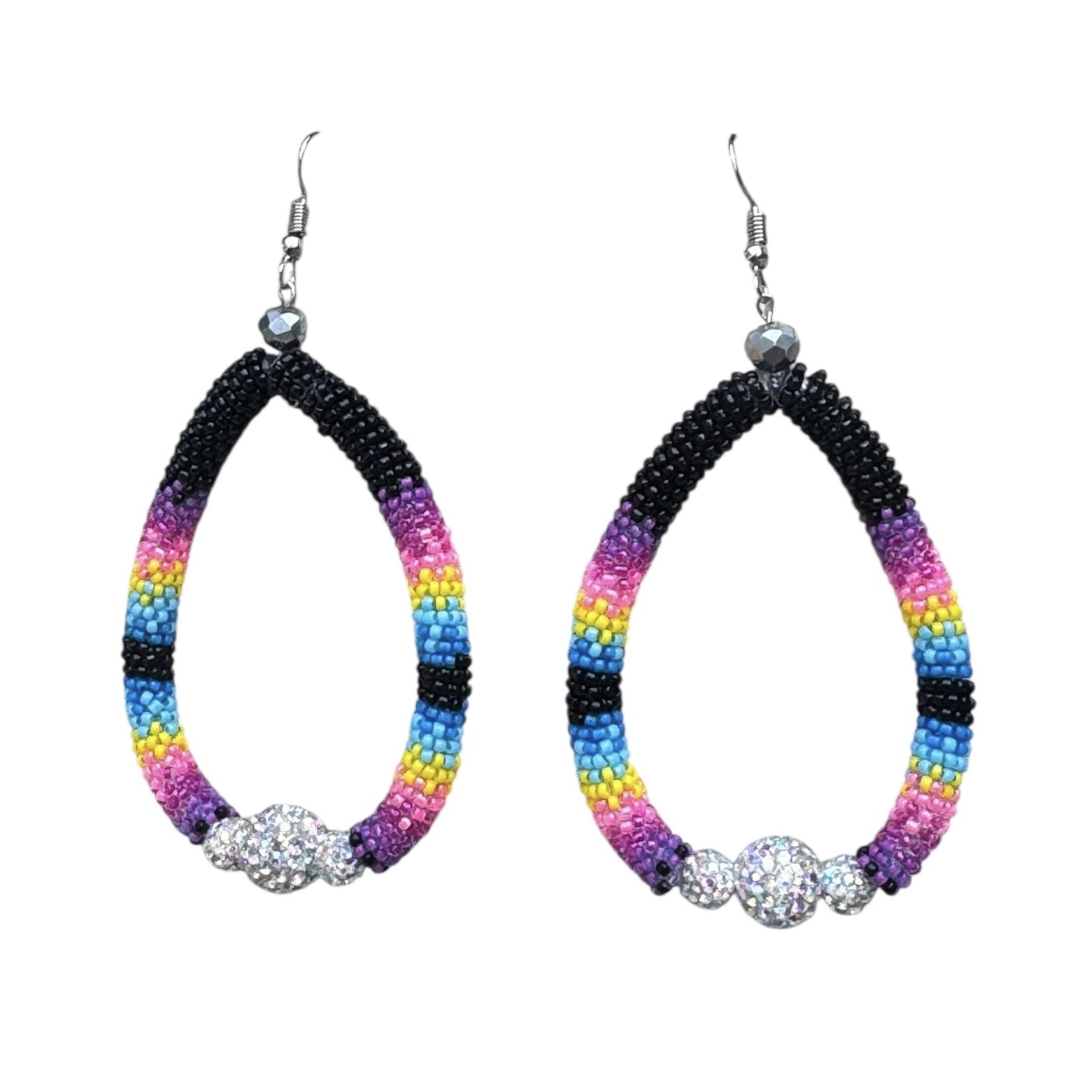 HOOP EARRINGS WITH SEED BEADS AND SHAMBHALLA BEADS