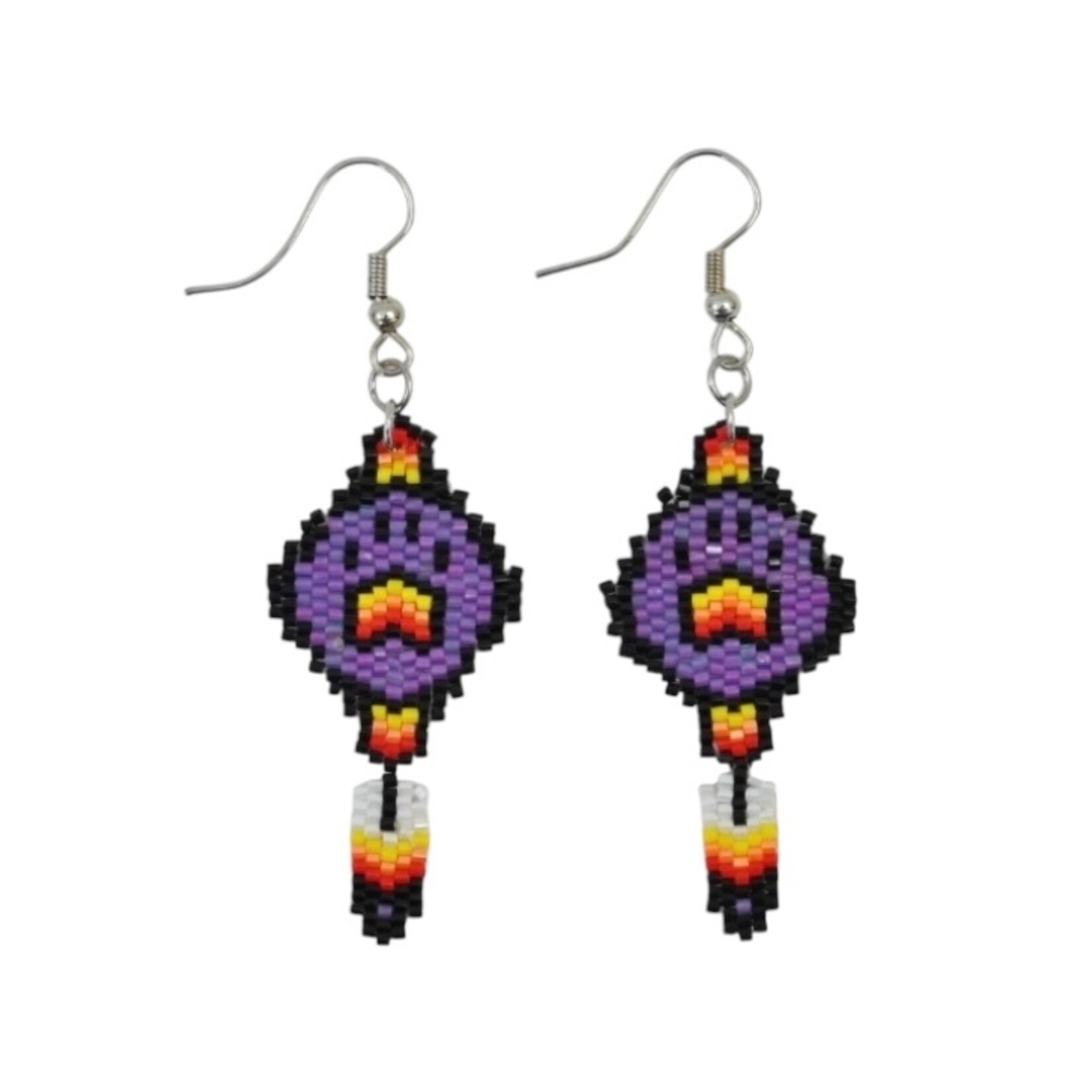BRICK STITCH EARRING - WOLF PAW W/ FEATHER