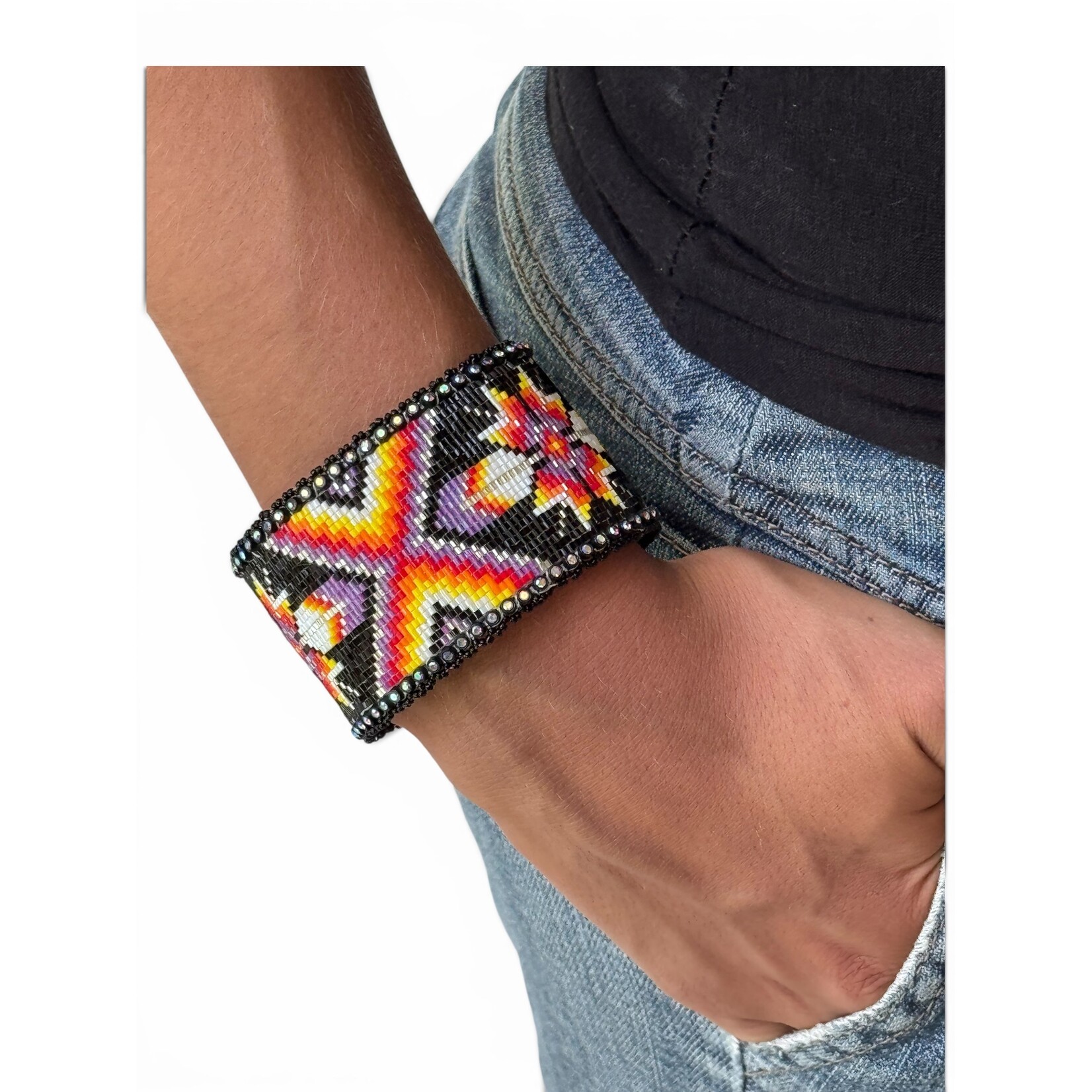 CUT GLASS CUFF BRACELET - 25 ROWS - FEATHERS