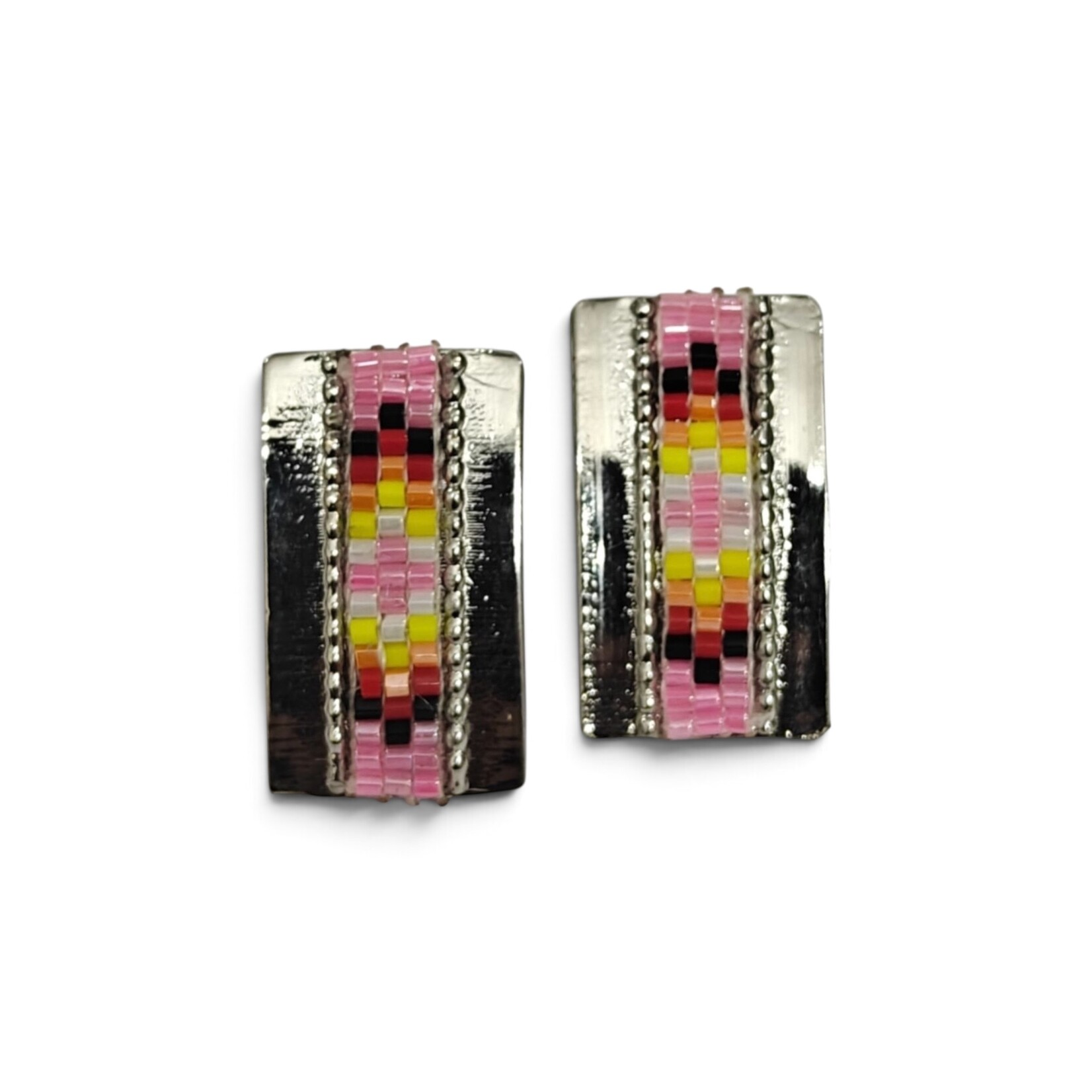 INLAY BEADED STUD EARRINGS