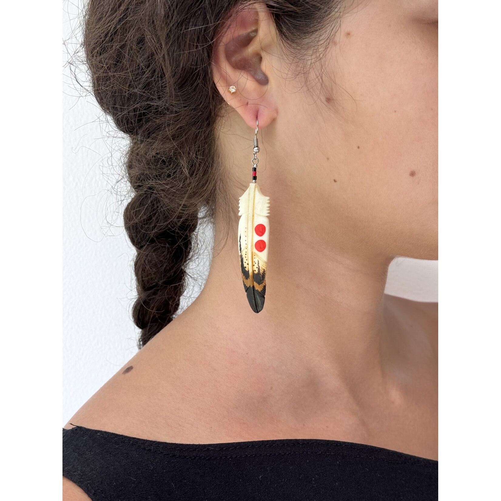 CARVED BONE EARRINGS - SYMBOL FEATHER - HONOUR