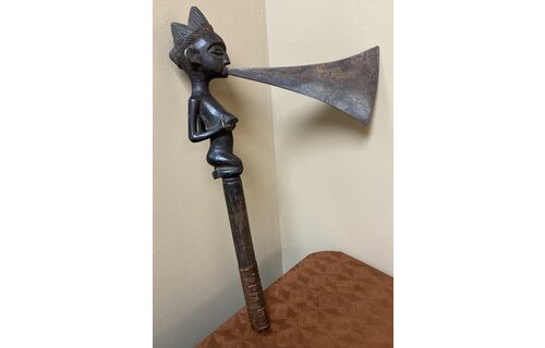 Tchokwe (Bajokwe) ceremonial axe of wood and brass. 16 1/4" long x 5 1/4" tall with a 7” blade