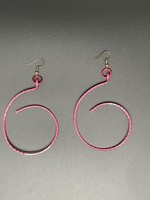 Quotation mark earrings, Pink.