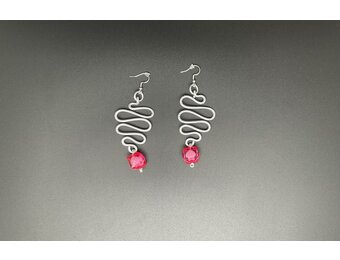 Wire Earrings with red beads