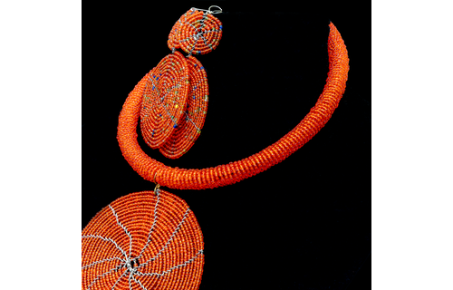 3-tiered beaded Necklace with earrings. Red. Kenya.